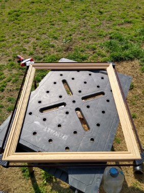 unifinished wooden picture frame